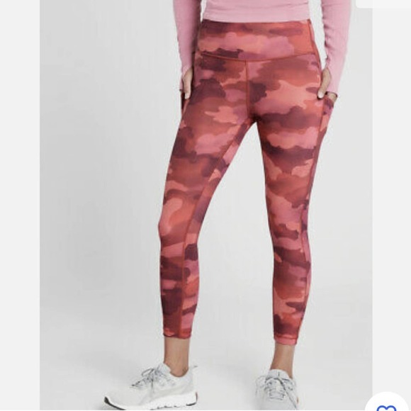 Athleta Women's Ultimate Stash Pocket Printed 7/8 Leggings Size